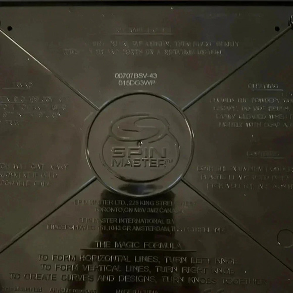 Etch A Sketch Kids 60th Anniversary Series Classic Red Drawing Toy - Picture 2 of 7